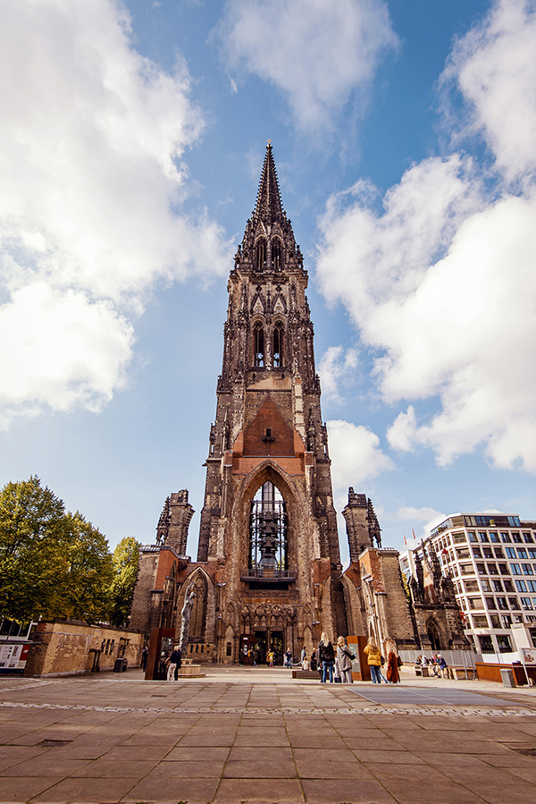 Hamburg - Memorialul Sf. Nikolai